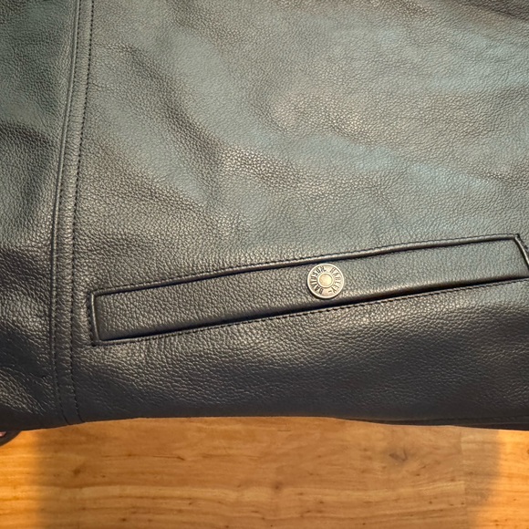 Harley Davidson Black Leather Vest - Picture 9 of 14